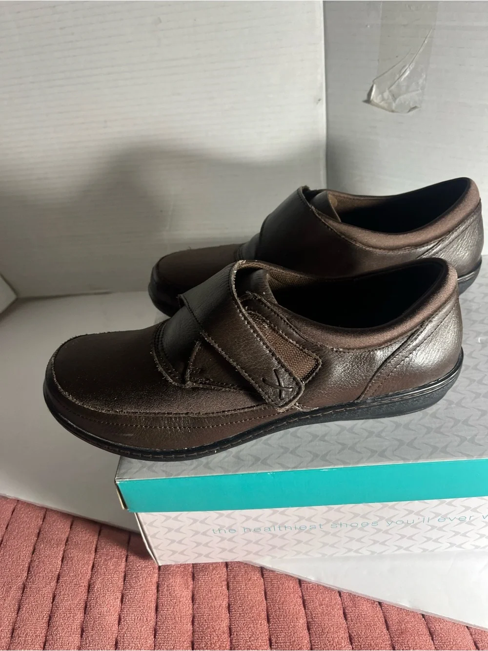 Aetrex Men's Brown Slip-On Comfort Loafers